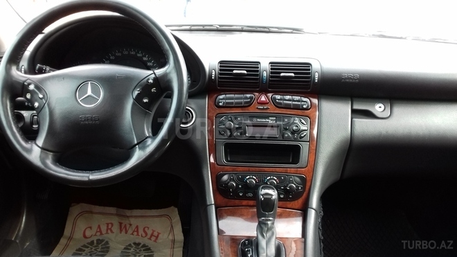 Mercedes C 200 2000, 241,400 km - 2.0 l - Bakı