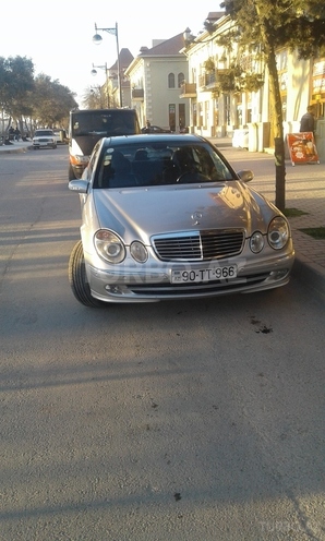 Mercedes E 270 2002, 340,000 km - 2.7 l - Bakı