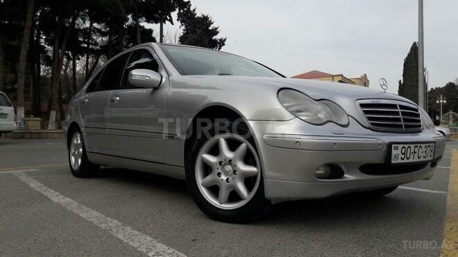 Mercedes C 200 2000, 251,300 km - 2.0 л - Bakı