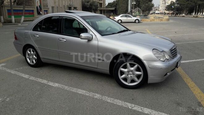 Mercedes C 200 2000, 251,300 km - 2.0 л - Bakı