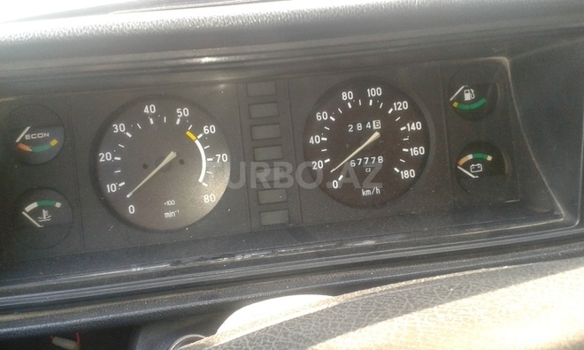 LADA (VAZ) 2107 2005, 157,000 km - 1.6 л - Şirvan