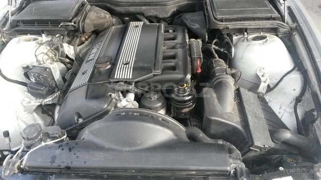BMW 530 2000, 266,000 km - 3.0 l - Bakı