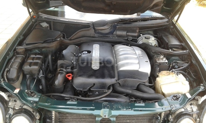 Mercedes E 270 2001, 190,000 km - 2.7 l - Bərdə