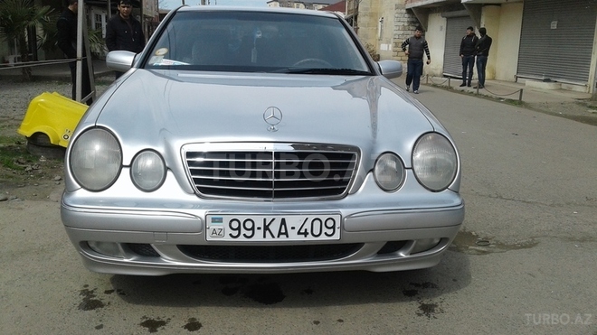 Mercedes E 220 1999, 300,000 km - 2.2 л - Lənkəran