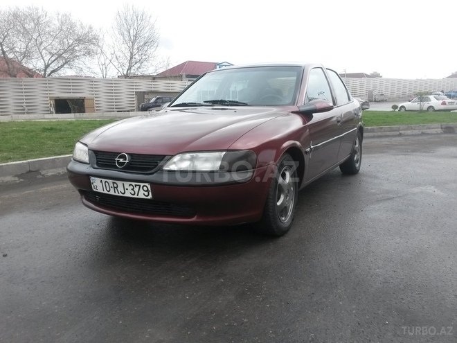 Opel Vectra 1997, 215,000 km - 1.6 l - Bakı
