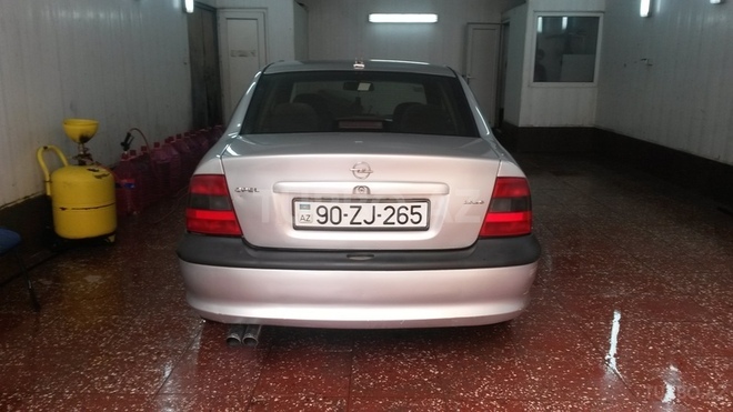 Opel Vectra 1998, 186,200 km - 2.2 l - Bakı