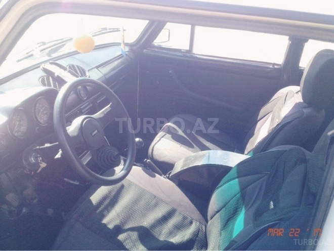 LADA (VAZ) 2106 1990, 250,000 km - 1.5 л - Qax