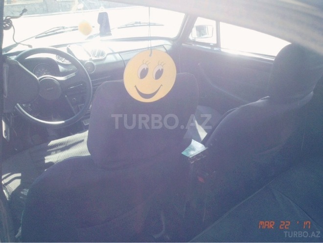 LADA (VAZ) 2106 1990, 250,000 km - 1.5 л - Qax