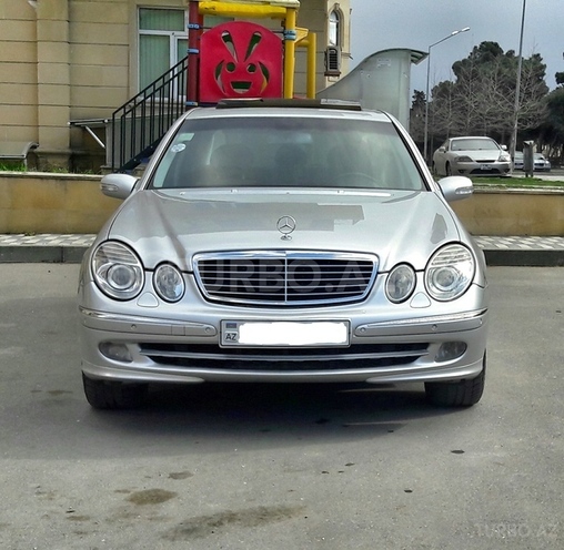 Mercedes E 320 2002, 272,000 km - 3.2 l - Bakı