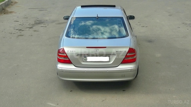 Mercedes E 320 2002, 272,000 km - 3.2 l - Bakı