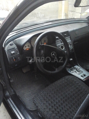 Mercedes C 180 1997, 245,000 km - 1.8 л - Bakı