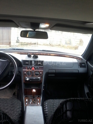Mercedes C 230 1999, 230,000 km - 2.3 л - Quba