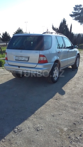 Mercedes ML 270 2003, 245,000 km - 2.7 л - Bakı