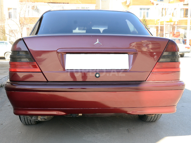 Mercedes C 240 1999, 294,230 km - 2.4 l - Sumqayıt