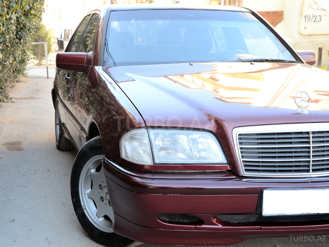 Mercedes C 240 1999, 294,230 km - 2.4 l - Sumqayıt