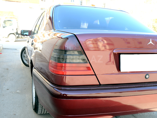 Mercedes C 240 1999, 294,230 km - 2.4 l - Sumqayıt