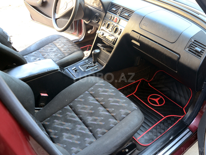 Mercedes C 240 1999, 294,230 km - 2.4 l - Sumqayıt