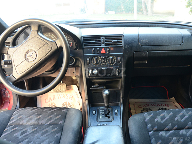 Mercedes C 240 1999, 294,230 km - 2.4 l - Sumqayıt