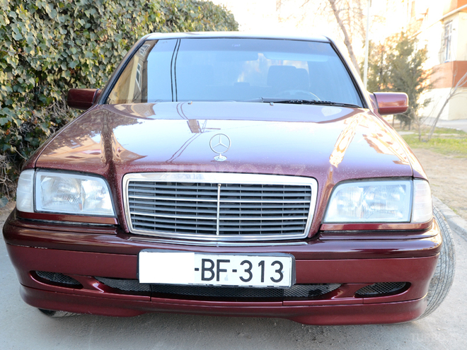 Mercedes C 240 1999, 294,230 km - 2.4 l - Sumqayıt
