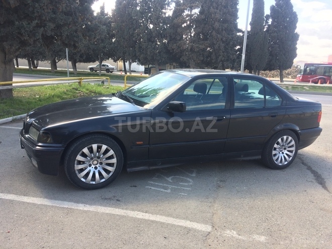 BMW 323 1995, 136,000 km - 2.2 л - Bakı