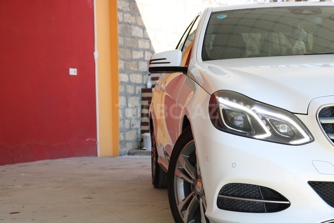 Mercedes E 200 2014, 93,000 km - 2.0 l - Bakı