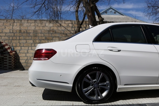 Mercedes E 200 2014, 93,000 km - 2.0 l - Bakı