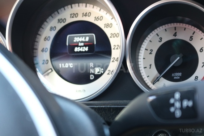 Mercedes E 200 2014, 93,000 km - 2.0 l - Bakı