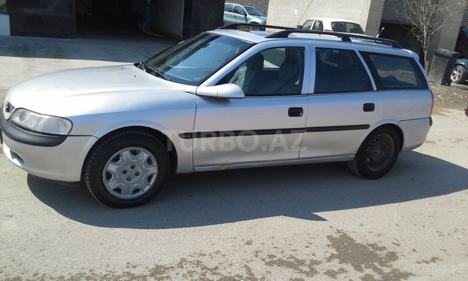 Opel Vectra 1998, 215,000 km - 1.6 l - Sumqayıt