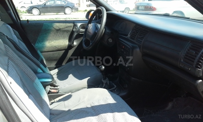 Opel Vectra 1998, 215,000 km - 1.6 l - Sumqayıt