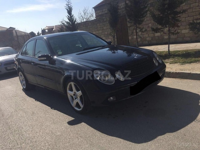 Mercedes E 240 2005, 165,600 km - 2.6 l - Sumqayıt