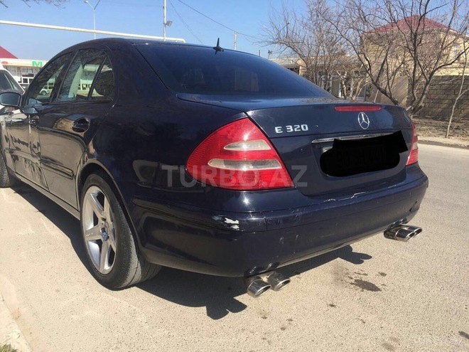 Mercedes E 240 2005, 165,600 km - 2.6 l - Sumqayıt
