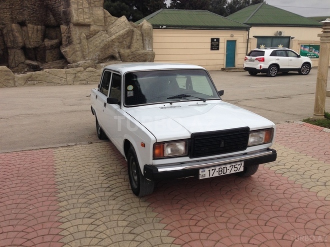 LADA (VAZ) 2107 1998, 255,000 km - 1.5 l - Şabran