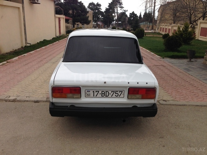 LADA (VAZ) 2107 1998, 255,000 km - 1.5 l - Şabran