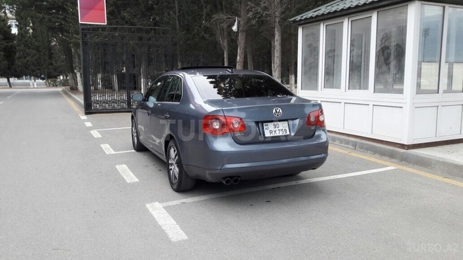 Volkswagen Jetta 2006, 225,000 km - 2.5 l - Sumqayıt