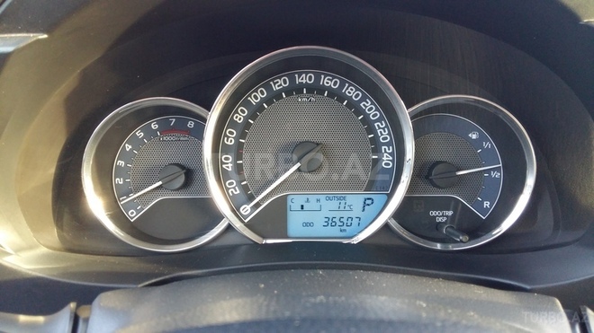 Toyota Corolla 2013, 37,000 km - 1.6 л - Zaqatala