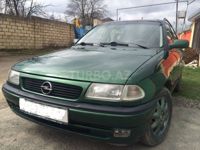 Opel Astra 1997, 278,965 km - 1.6 l - Quba