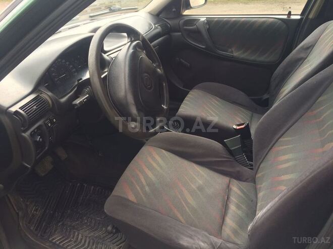 Opel Astra 1997, 278,965 km - 1.6 l - Quba