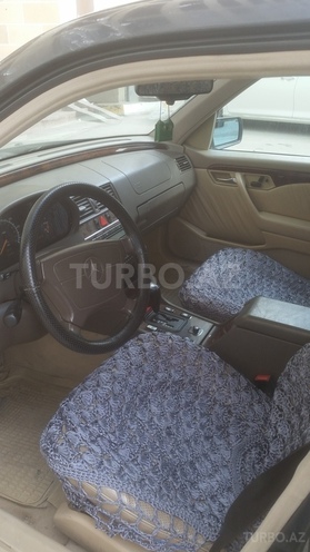 Mercedes C 230 1998, 256,000 km - 2.3 л - Bakı