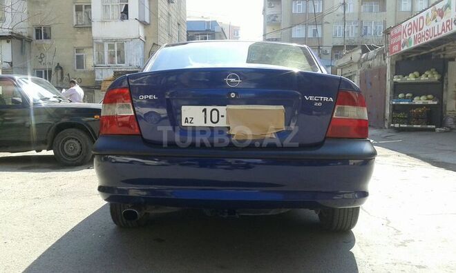 Opel Vectra 1996, 300,000 km - 2.0 l - Bakı
