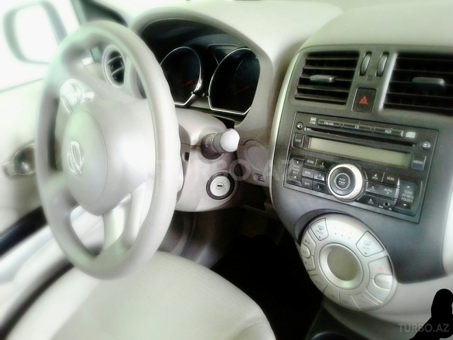 Nissan Sunny 2014, 68,000 km - 1.5 l - Bakı