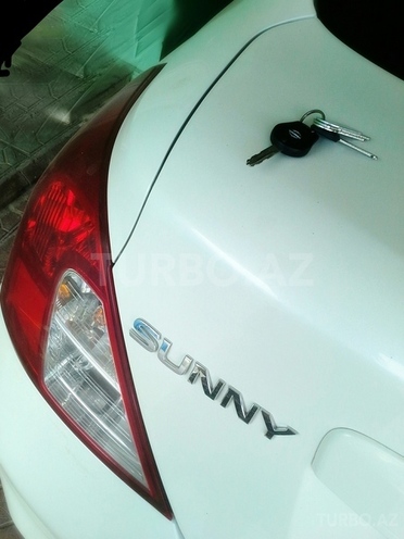 Nissan Sunny 2014, 68,000 km - 1.5 l - Bakı