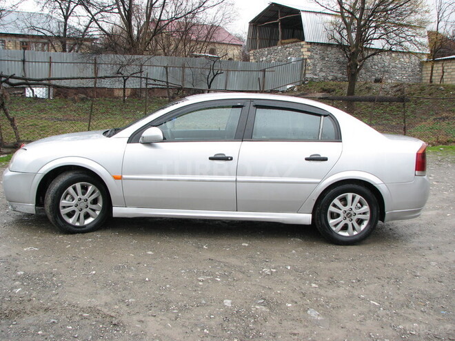 Opel Vectra 2002, 250,626 km - 2.2 l - Şəki