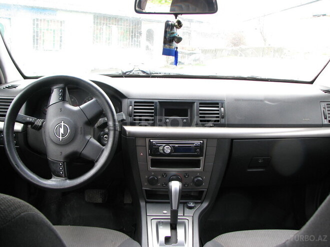 Opel Vectra 2002, 250,626 km - 2.2 l - Şəki