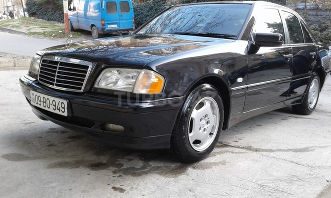 Mercedes C 180 1999, 323,500 km - 0.2 l - Bakı