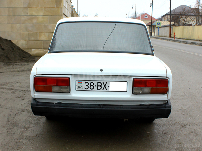 LADA (VAZ) 2107 2003, 78,000 km - 1.6 л - Qusar
