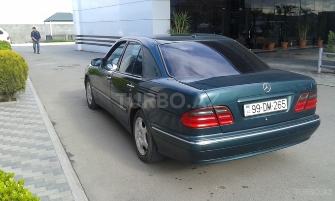 Mercedes E 270 2000, 250,000 km - 2.7 l - Bərdə