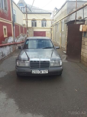 Mercedes E 230 1990, 300,000 km - 2.3 л - Bakı