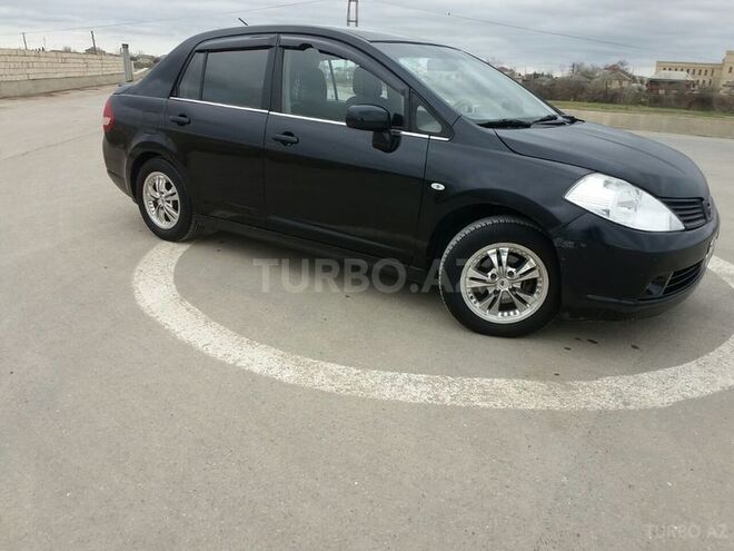 Nissan Tiida 2006, 235,000 km - 1.6 l - Salyan