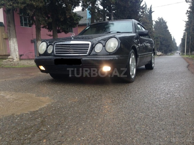 Mercedes E 320 1996, 352,412 km - 3.2 l - Astara