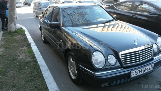 Mercedes E 240 1998, 262,628 km - 2.4 l - Bakı